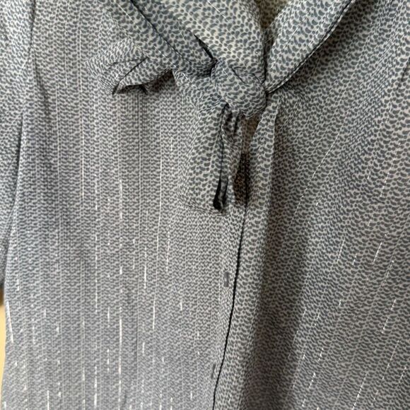 French Connection Shirt Women's Large Gray Spotted Sheer Blouse Short Sleeve - Picture 5 of 11
